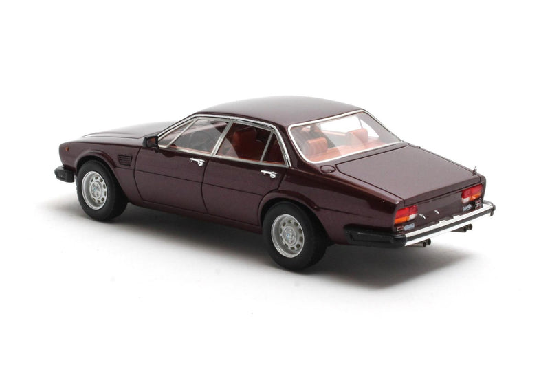 DeTomaso Deauville Series 2 1978 - dark red 1:43