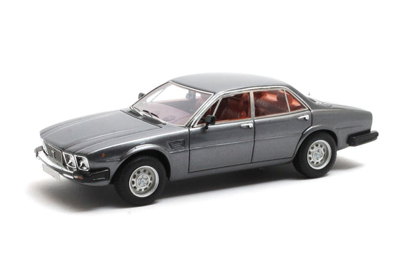 DeTomaso Deauville Series 2 1978 - grey met. 1:43