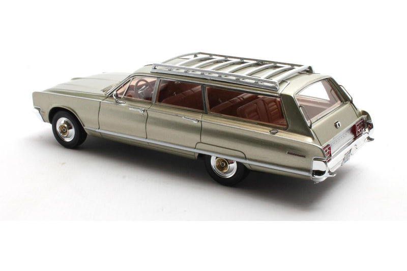 1966 Chrysler Town & Country - haze green poly 1:43