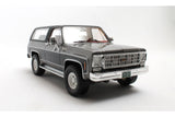 Chevrolet Blazer K5 (1973-1978) - grey/black 1:18