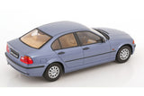 BMW 3er E46 Limousine (1999) - light blue 1:18