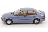 BMW 3er E46 Limousine (1999) - light blue 1:18