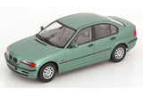 BMW 3er E46 Limousine (1999) - green metallic 1:18