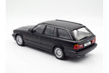 BMW 5er (E34) Touring (1991) - black 1:18