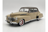 Cadillac Fleetwood Series 60 Special Sedan (1941) - beige / dark brown 1:18