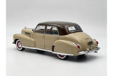 Cadillac Fleetwood Series 60 Special Sedan (1941) - beige / dark brown 1:18