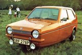 Reliant Robin Saloon orange 1:43