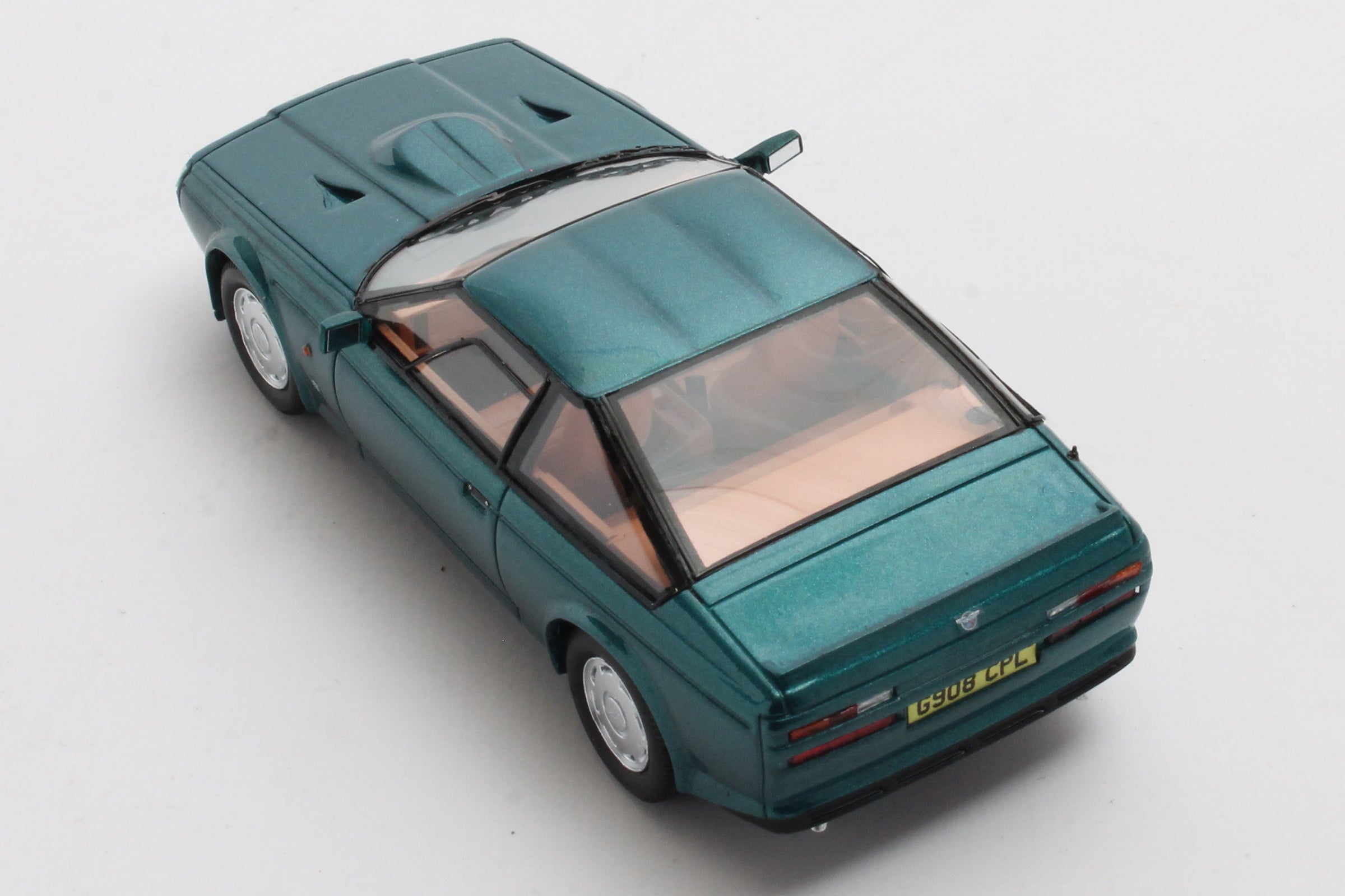 Aston Martin V8 Zagato green 1:43 – Thomas Langejürgen