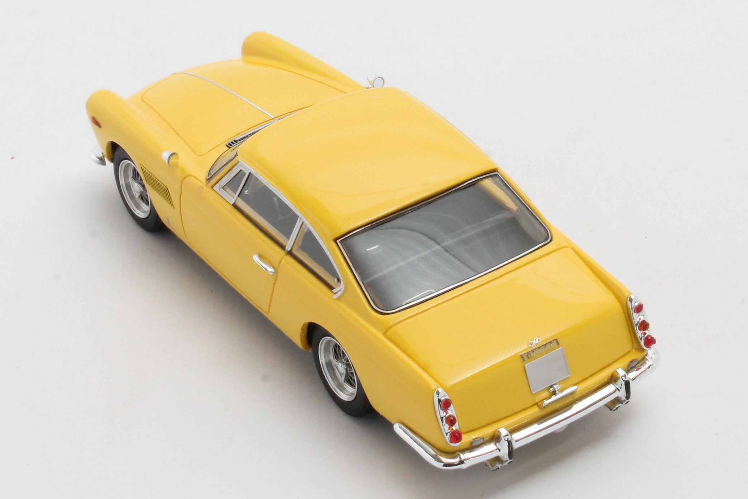 Ferrari 250 GT/E 2+2 Coupe Pininfarina 1960 - yellow 1:43 – Thomas