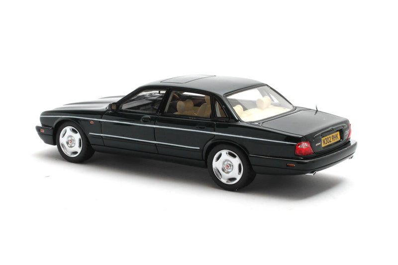 Jaguar XJR X300 green 1:43