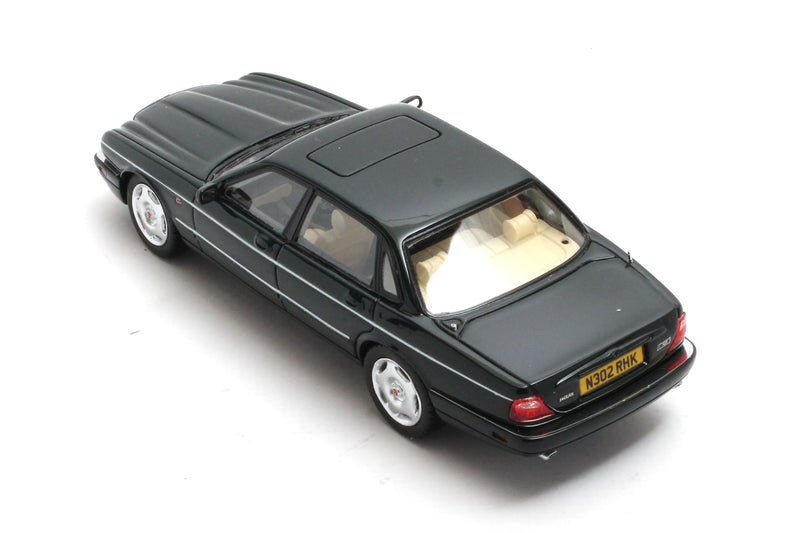 Jaguar XJR X300 green 1:43