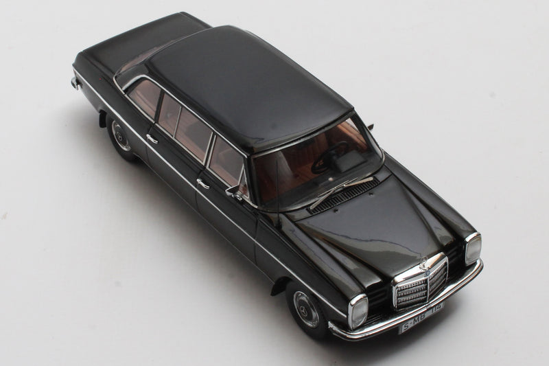 Mercedes V114 long black 1:43