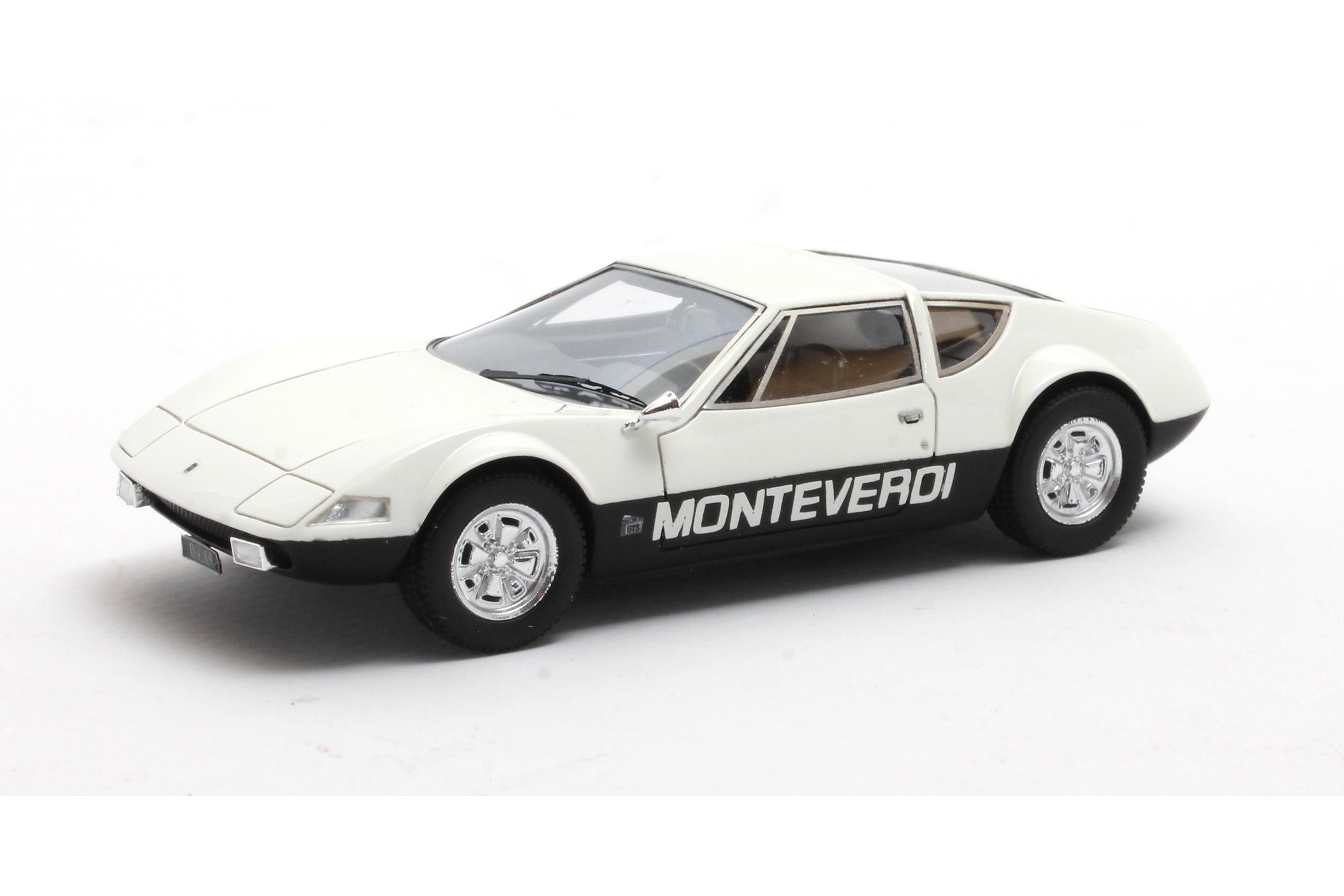 Matrix MX41308-033 Monteverdi HAI GTS Blanc 1973 1/43 Matrix MX41308-033 Monteverdi HAI GTS Blanc 1973 1/43