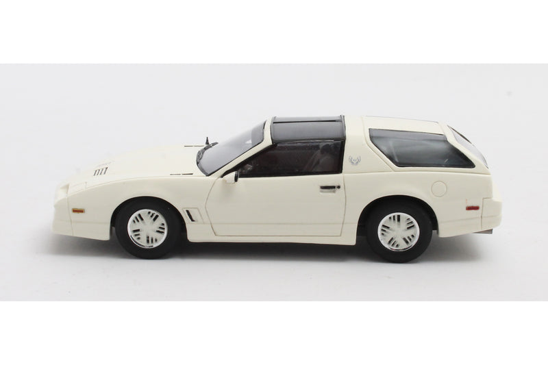 Pontiac Firebird TA SB weiß 1:43