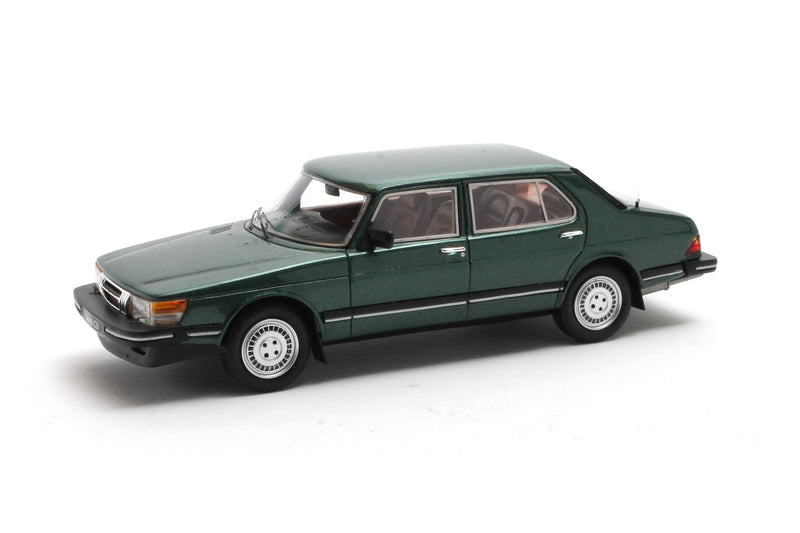 Saab 900 CD Turbo green 1:43