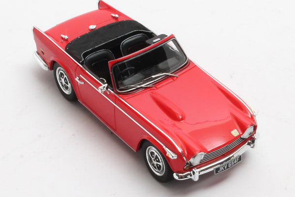 Triumph TR5 pi red 1:43