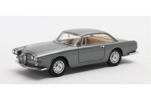 Alfa Romeo 2000 Praho Touring grau 1:43