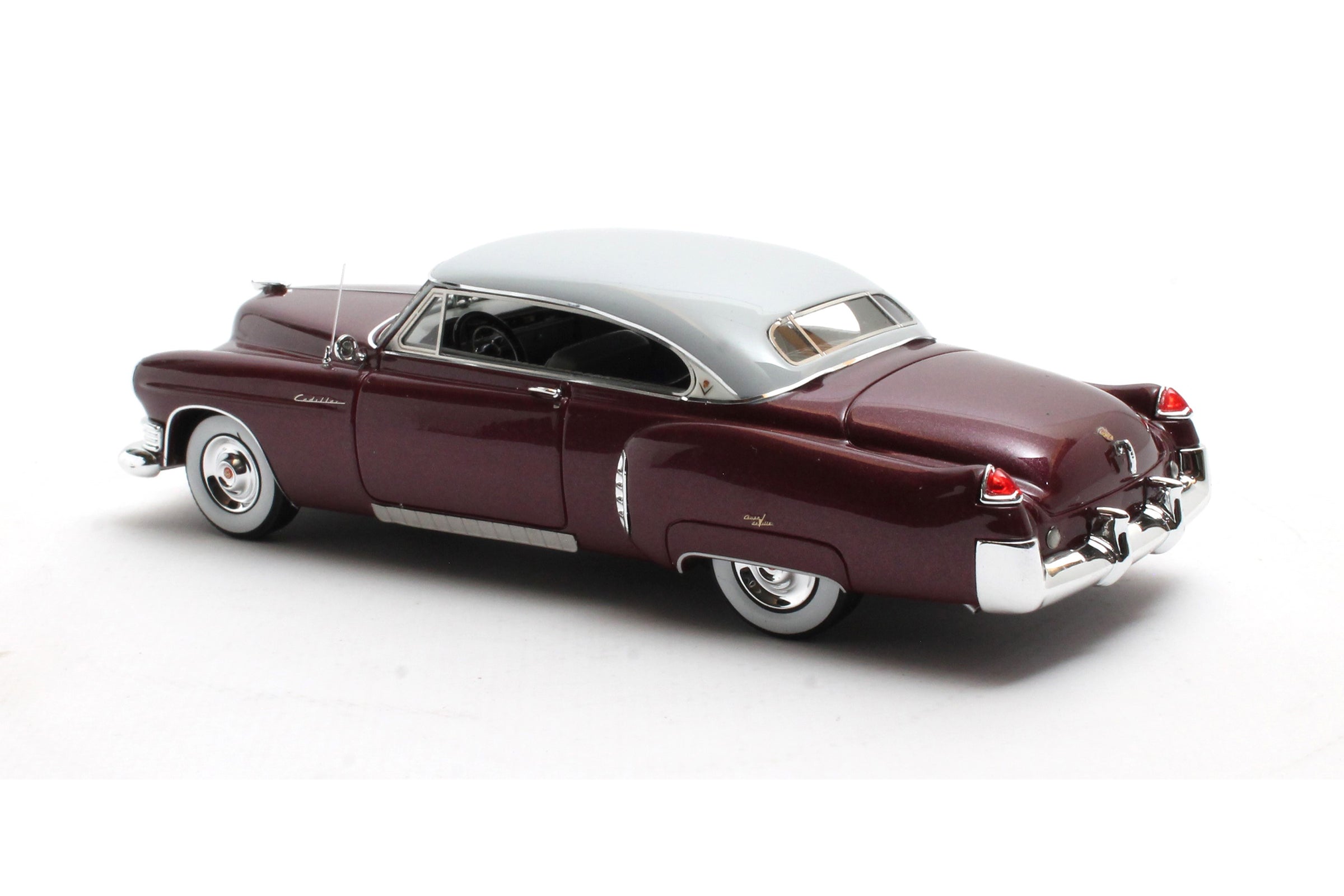 Cadillac Coupe DeVille Showcar 1949 - dark red 1:43 – Thomas