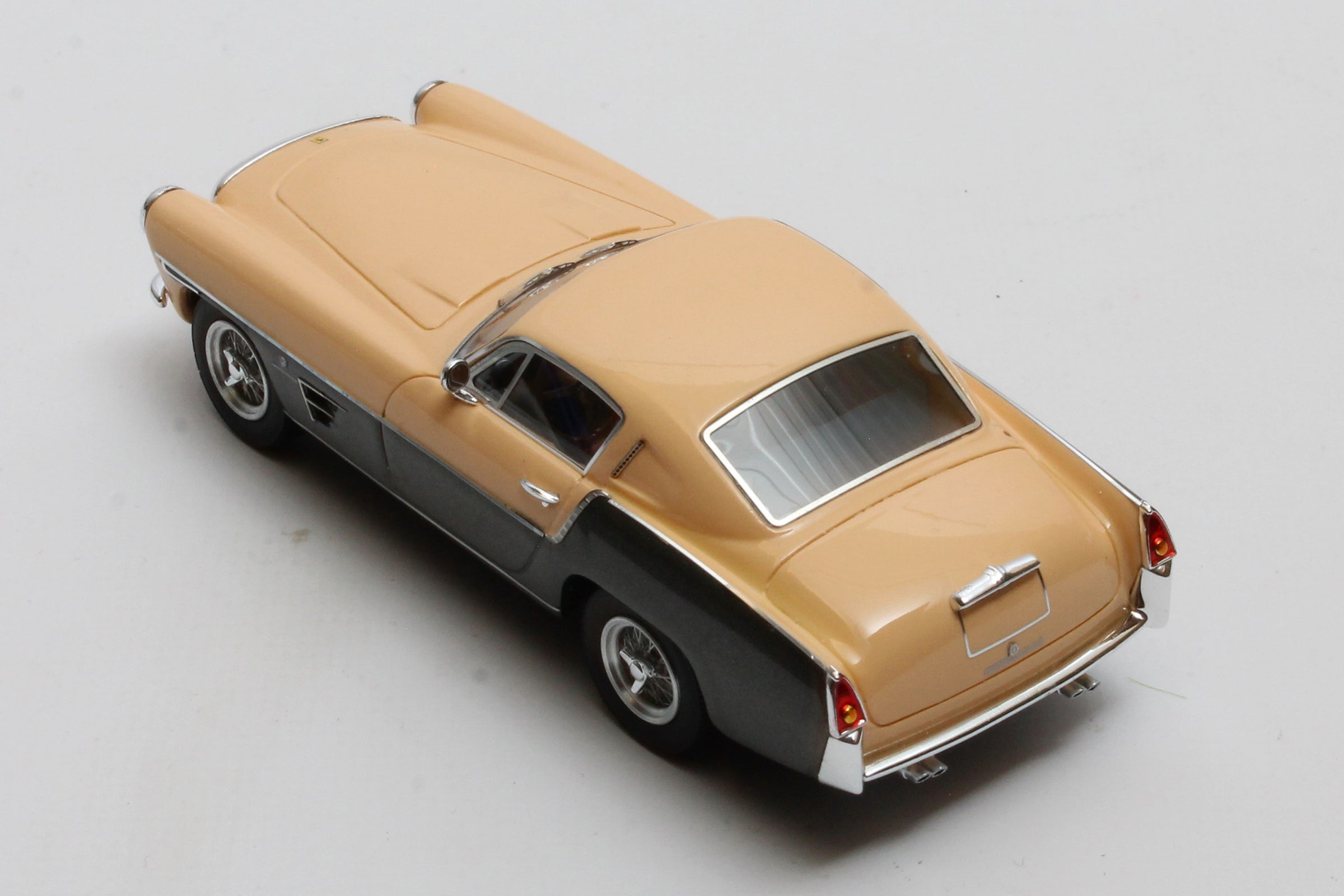 Ferrari 375 MM Coupe by Ghia #0476AM - light yellow 1:43