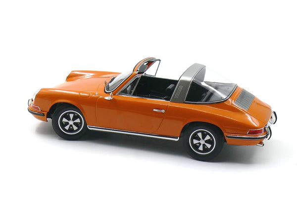 Porsche 911 T 2.2 Targa (1970) - signal orange 1:18