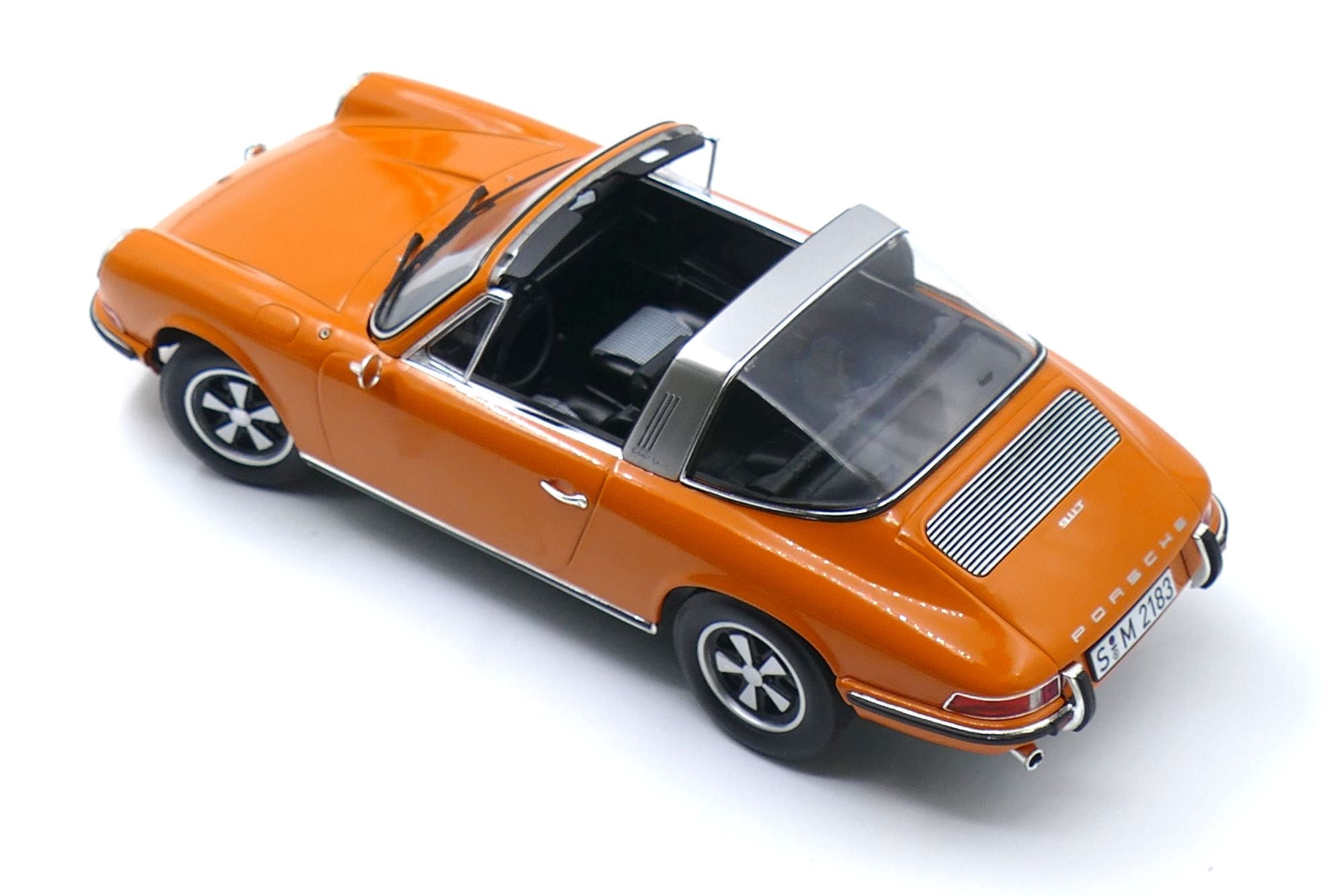 Porsche 911 T 2.2 Targa (1970) - signal orange 1:18 – Thomas