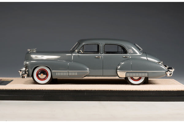 1942 Cadillac Sixty Special - grey 1:43