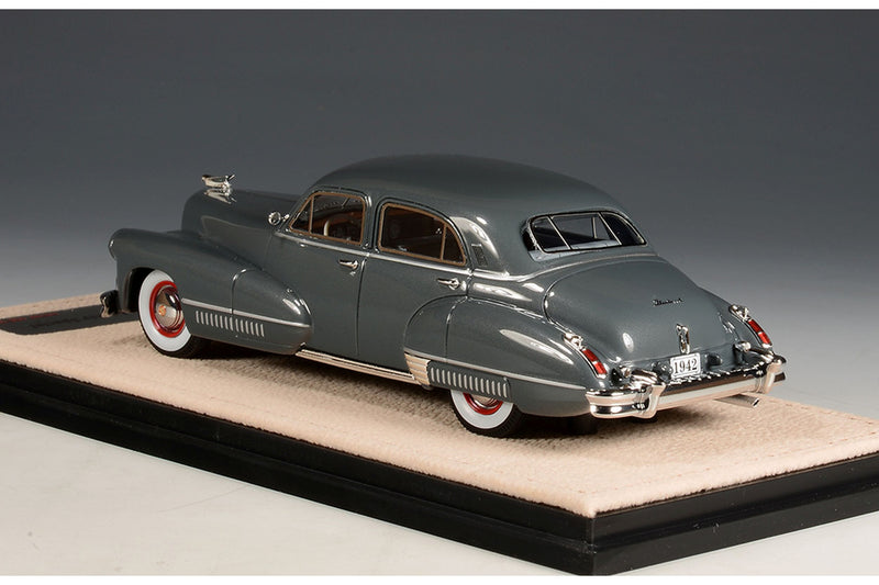 1942 Cadillac Sixty Special - grey 1:43
