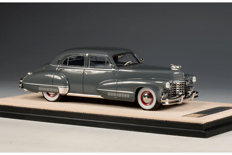 1942 Cadillac Sixty Special - grey 1:43