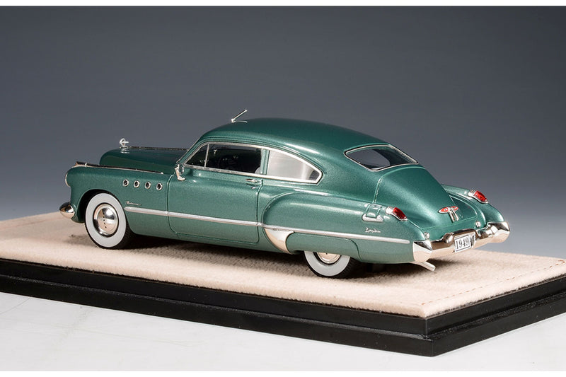 1949 Buick Roadmaster Sedanette -  Cirrus Green Metallic 1:43