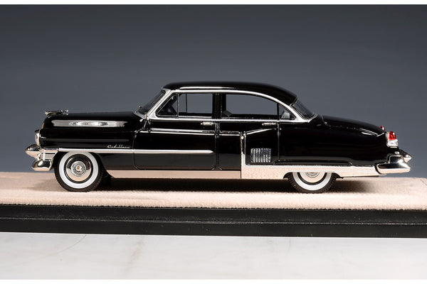 1953 Cadillac Fleetwood Sixty Special - black 1:43