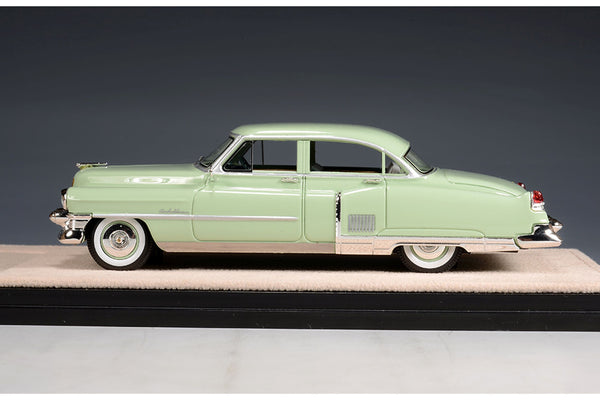1953 Cadillac Fleetwood Sixty Special - gloss green 1:43