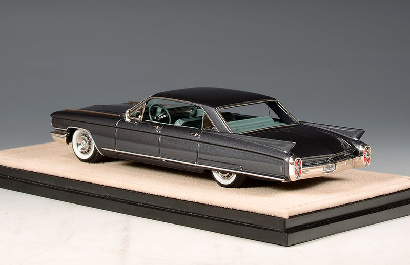 1960 Cadillac Eldorado Brougham Pininfarina -  Aleutian Gray Metallic 1:43