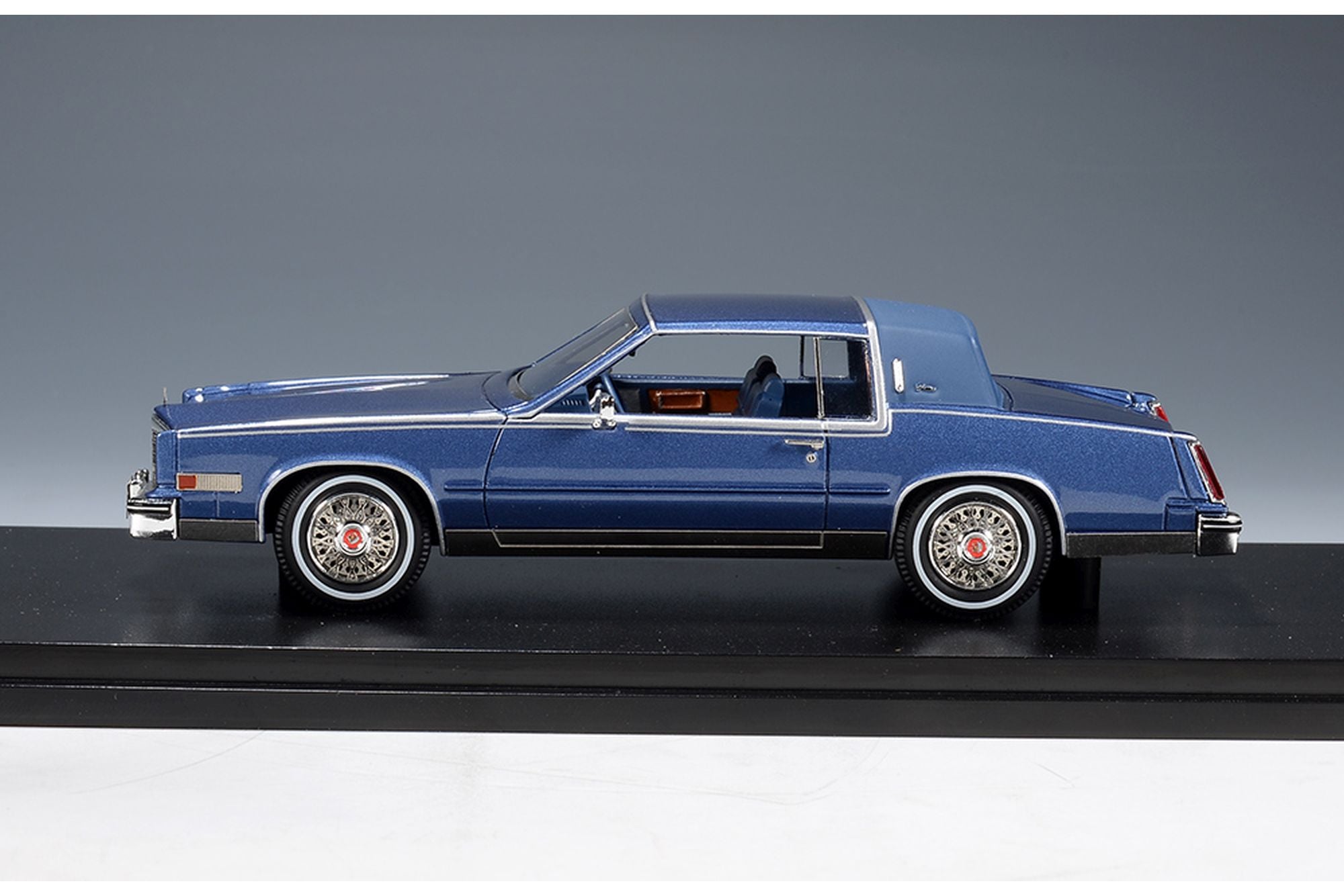 1985 Cadillac Eldorado Biarritz - Medium Blue Metallic 1:43