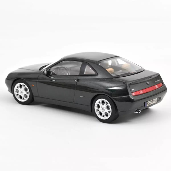 Alfa Romeo GTV 2001 - Coventry green met. 1:18