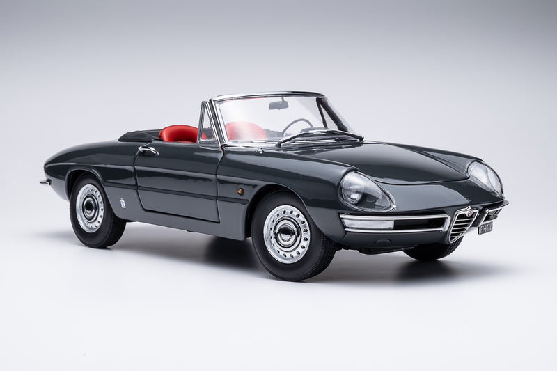 Alfa Romeo 1600 Duetto Spider graphite 1:18