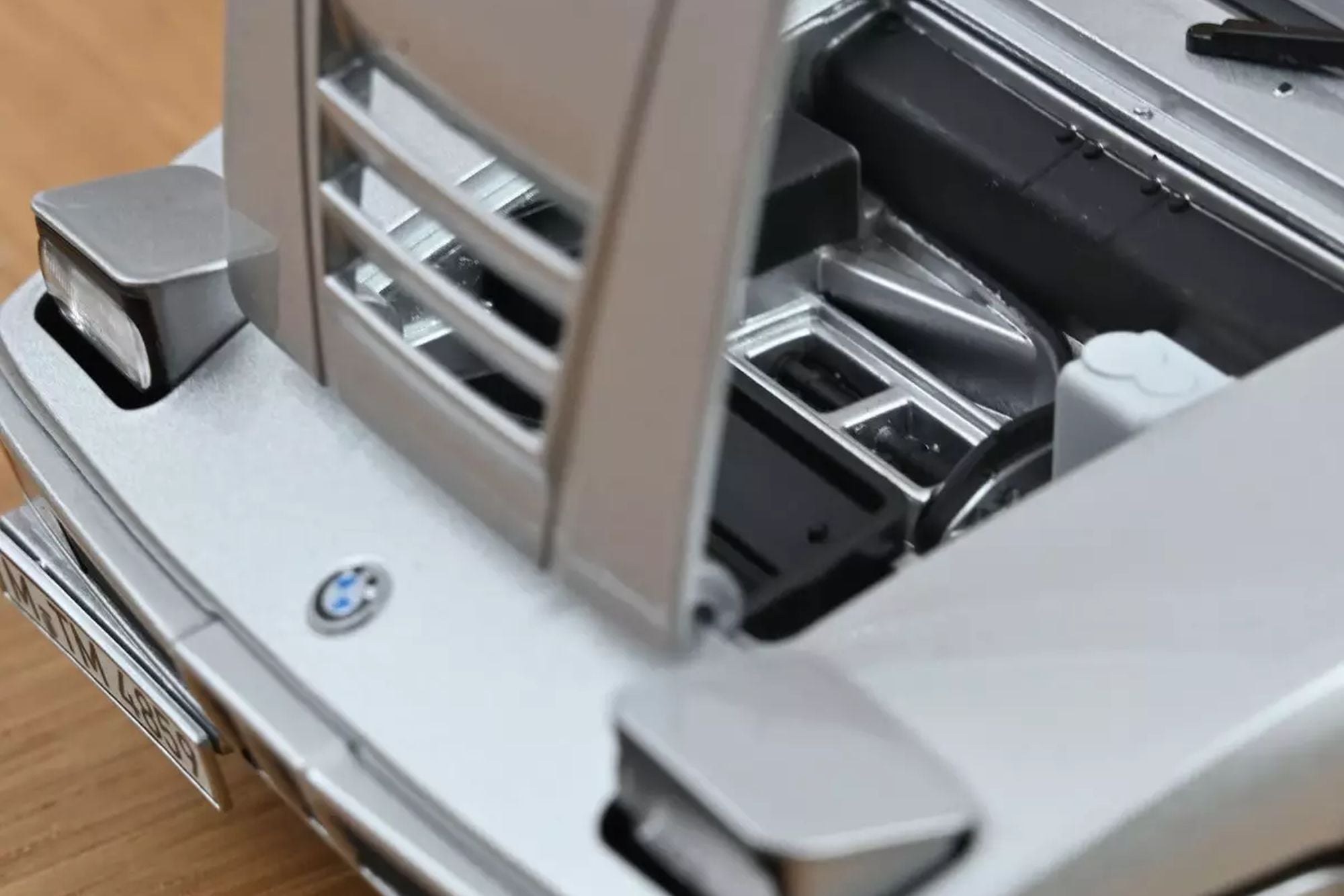 BMW M1 (1980) - silver met. 1.18 – Thomas Langejürgen