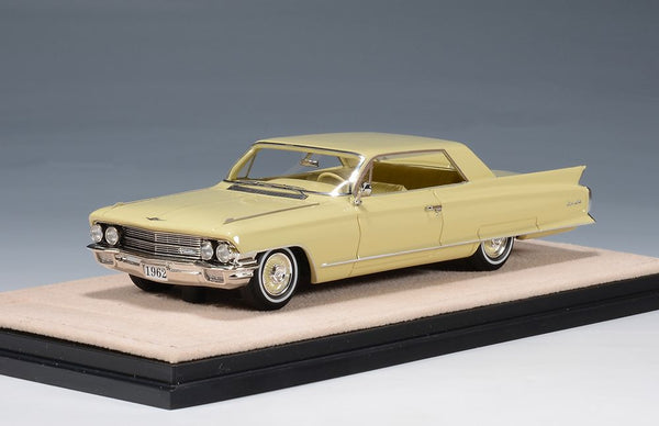 1962 Cadillac Coupe de Ville - Maize 1:43