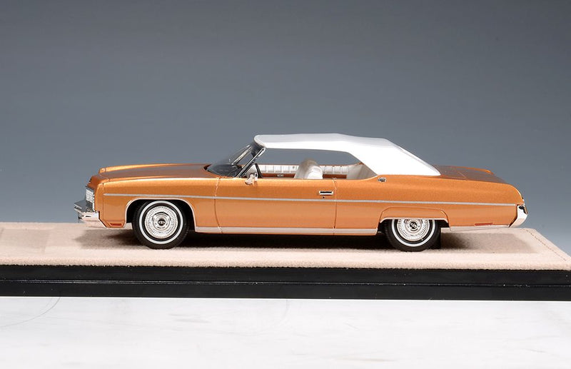 1973 Chevrolet Caprice Convertible (Closed roof) - Medium Orange Metallic 1:43