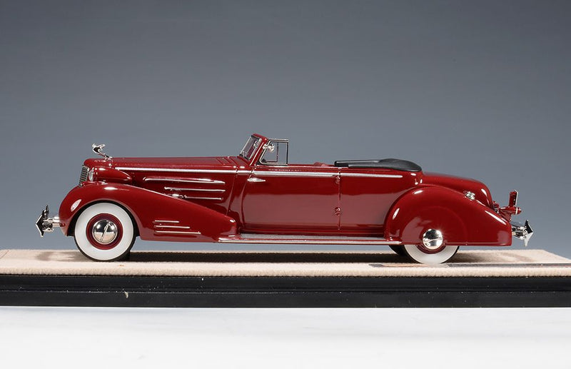 1934 Cadillac 452D V16 Victoria Convertible Coupe (open top)- maroon 1:43