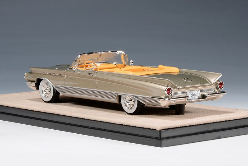 1960 Buick Electra 225 Convertible (Open Roof) - Pearl Fawn Metallic 1:43