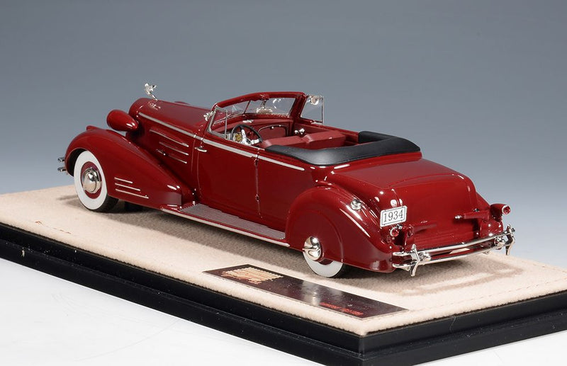 1934 Cadillac 452D V16 Victoria Convertible Coupe (open top)- maroon 1:43