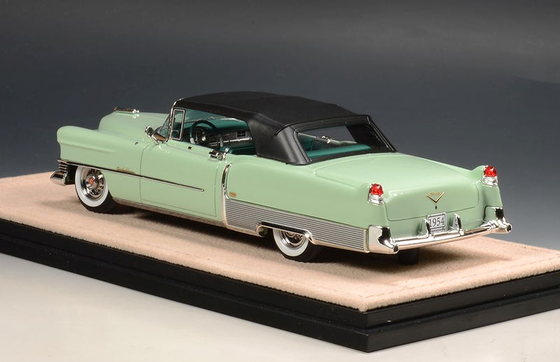1954 Cadillac Eldorado Convertible (closed top) - shoal green 1:43
