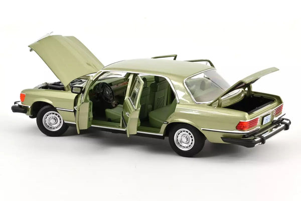 Mercedes-Benz 450 SEL silver green US TV-Version - 1979 1:18