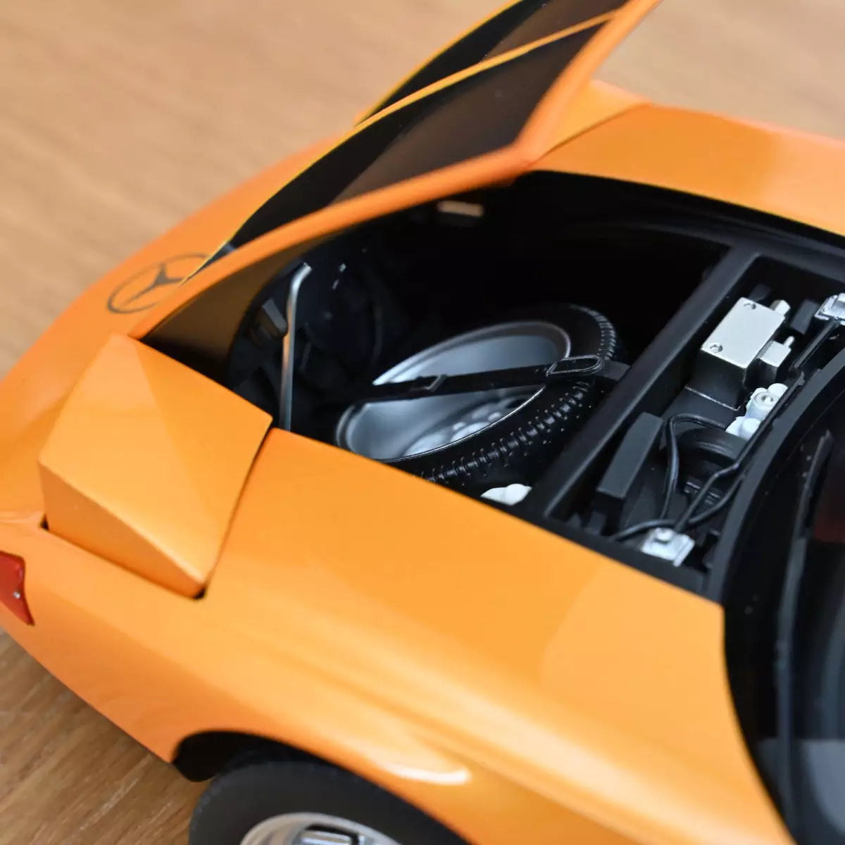JOUSTRA - 1/18 ? - MERCEDES - C111 C 111 - N°11 - 22.5 cm - FILOGUIDEE - TEST OK
