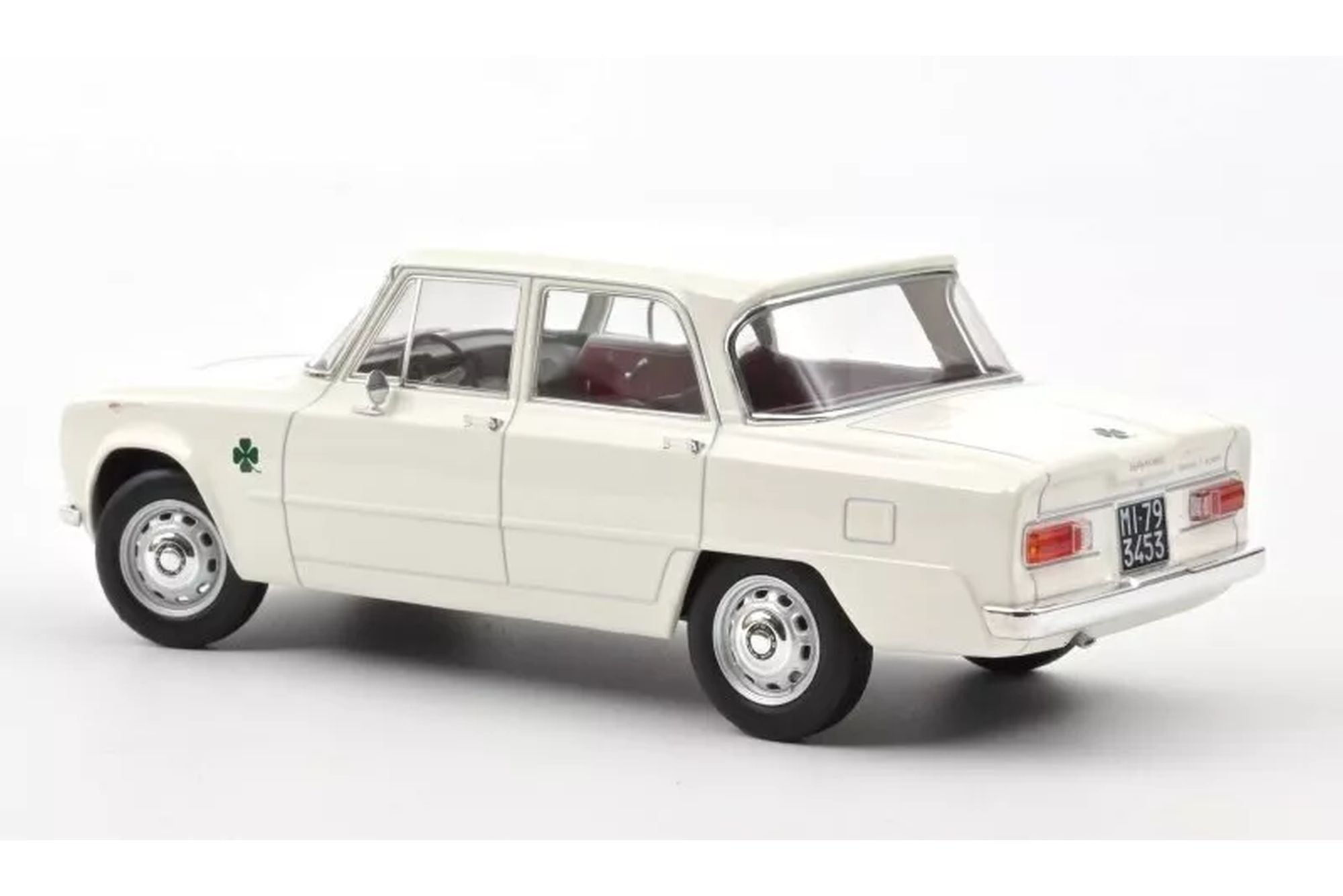 Alfa Romeo Giulia ti Super 1963 - white 1:18 – Thomas Langejürgen