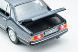 BMW 745i E23 (1984) - arctic blue met.  1:18