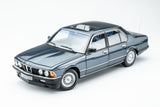 BMW 745i E23 (1984) - arctic blue met.  1:18