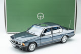 BMW 745i E23 (1984) - arctic blue met.  1:18