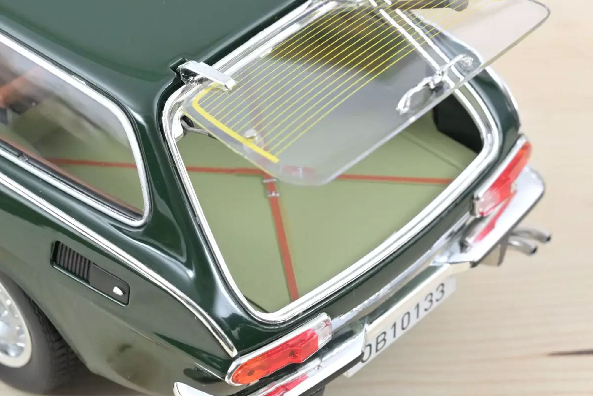 Volvo 1800 ES 1973 - dark green 1:18 – Thomas Langejürgen