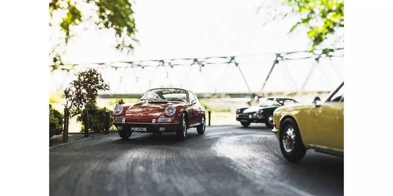 Porsche 911 Coupe Typ 901 (1964) - Signal Red 1:18